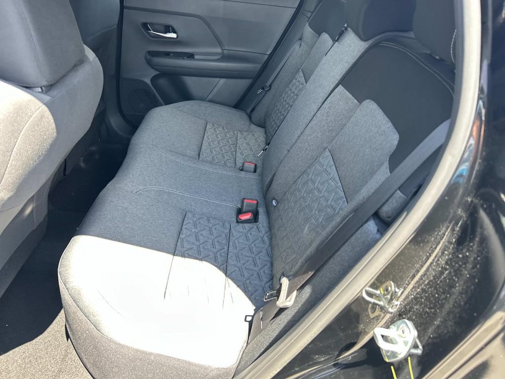 New 2026 Nissan Kicks SV w/ Cold Weather Package AWD/4WD image 19