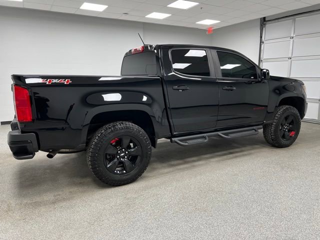 Used 2018 Chevrolet Colorado LT w/ Redline Special Edition AWD/4WD image 11