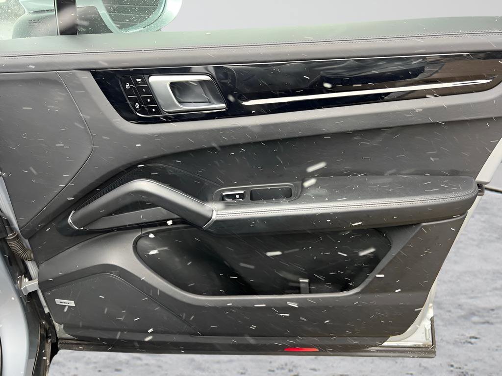 Used 2019 Porsche Cayenne S AWD/4WD image 34