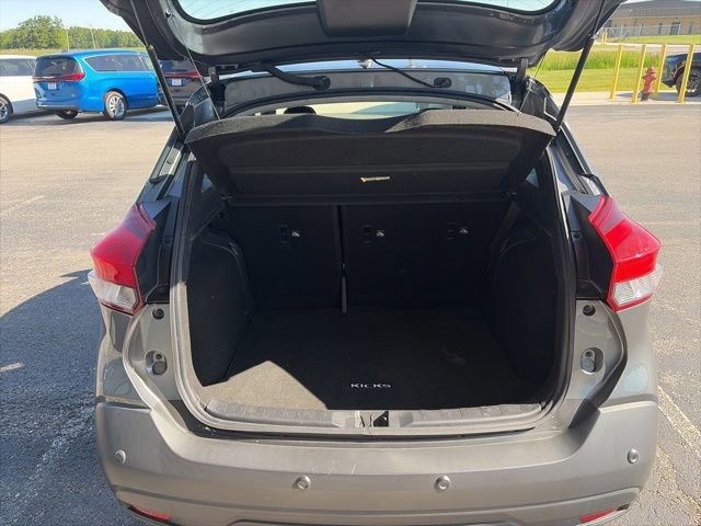 Used 2020 Nissan Kicks SV FWD image 15