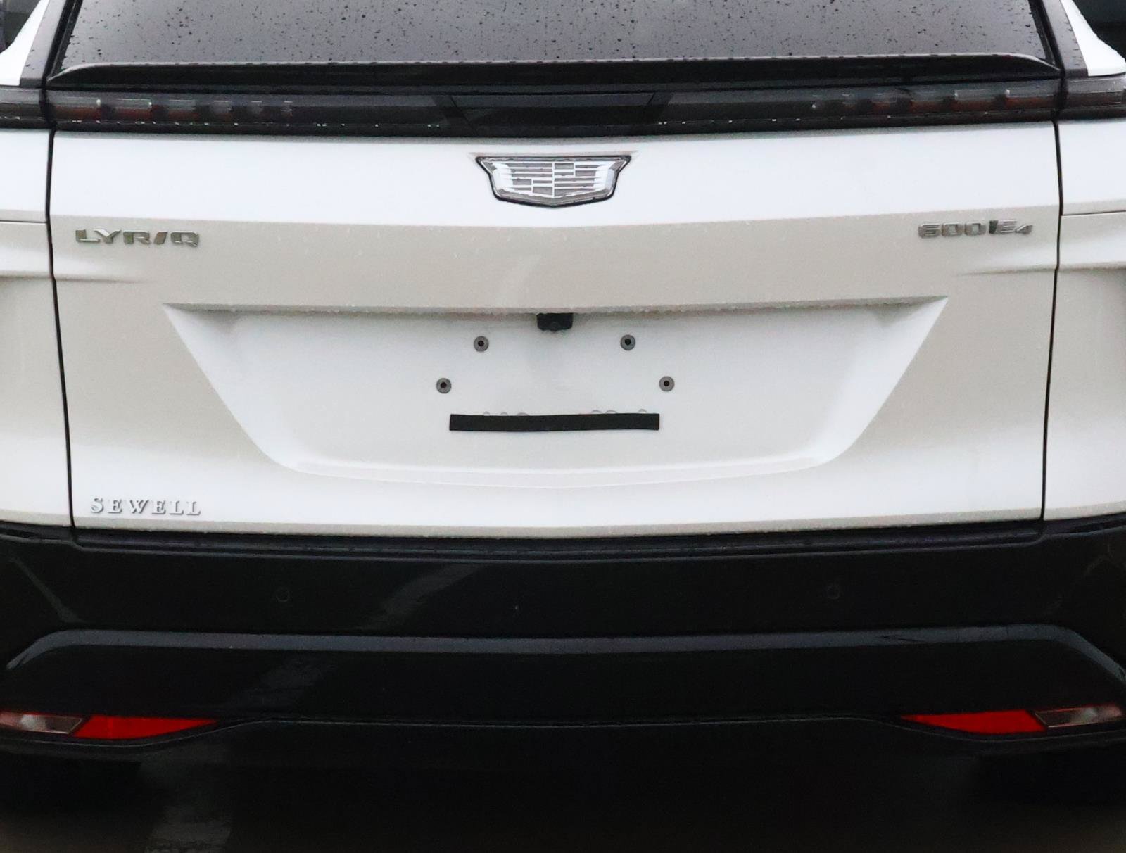 Certified 2024 Cadillac Lyriq Sport w/ LPO, Floor Liner Package AWD/4WD image 10