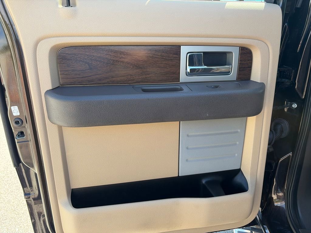 Used 2013 Ford F150 Lariat w/ Lariat Chrome Pkg AWD/4WD image 26