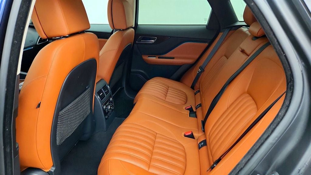 Used 2018 Jaguar F-PACE Portfolio AWD/4WD image 22