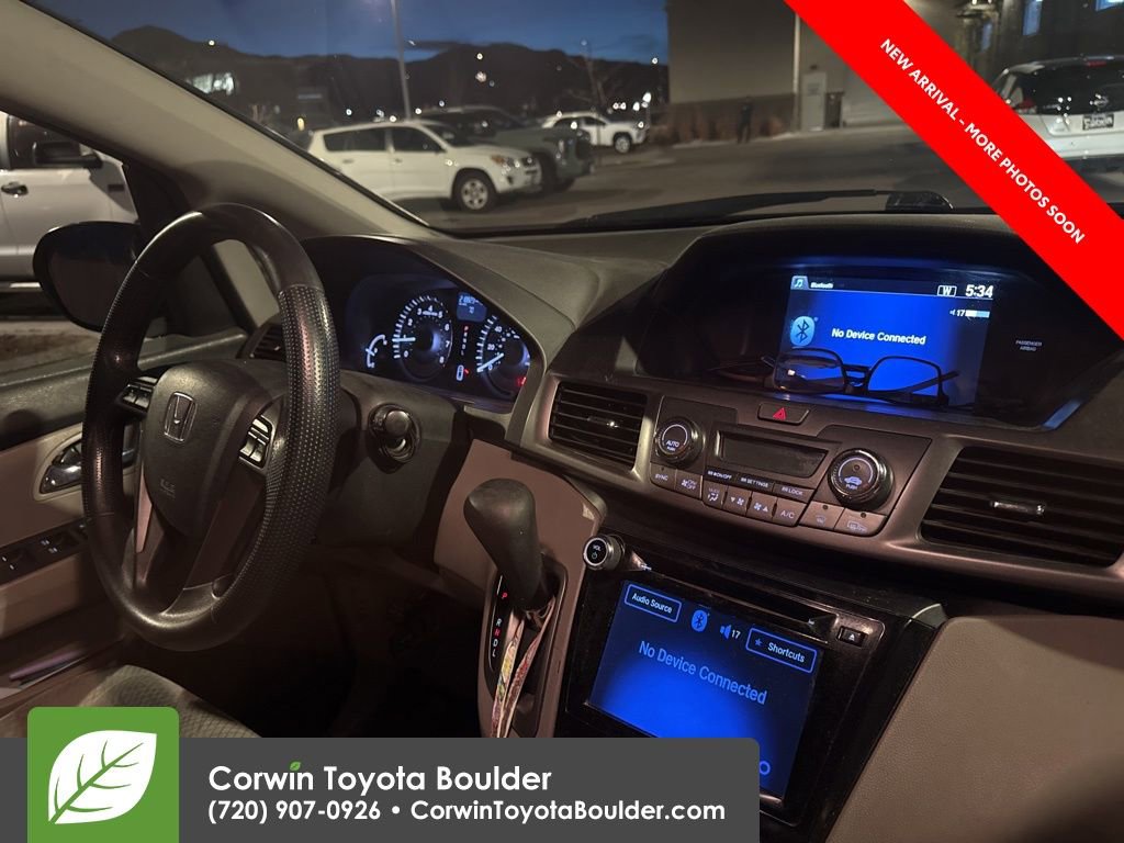 Used 2014 Honda Odyssey EX image 10