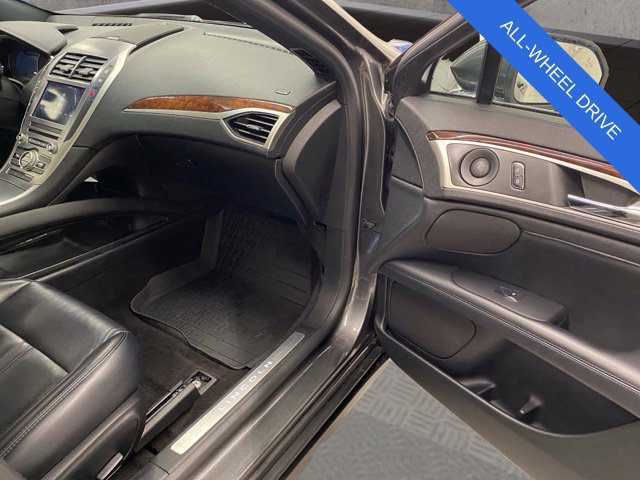Used 2019 Lincoln MKZ Reserve w/ Reserve Plus Package AWD/4WD image 20