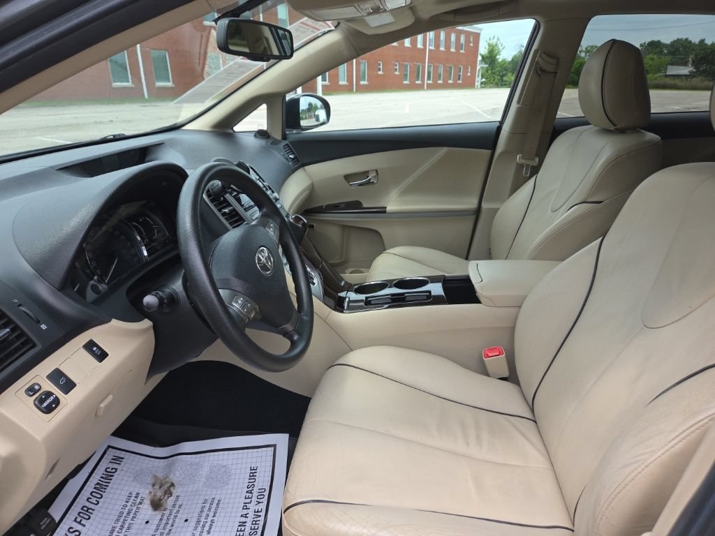 Used 2009 Toyota Venza AWD image 17