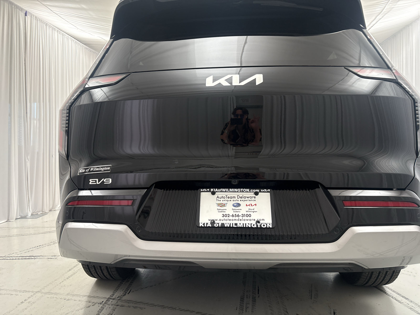 New 2027 Kia EV9 Wind AWD/4WD image 6