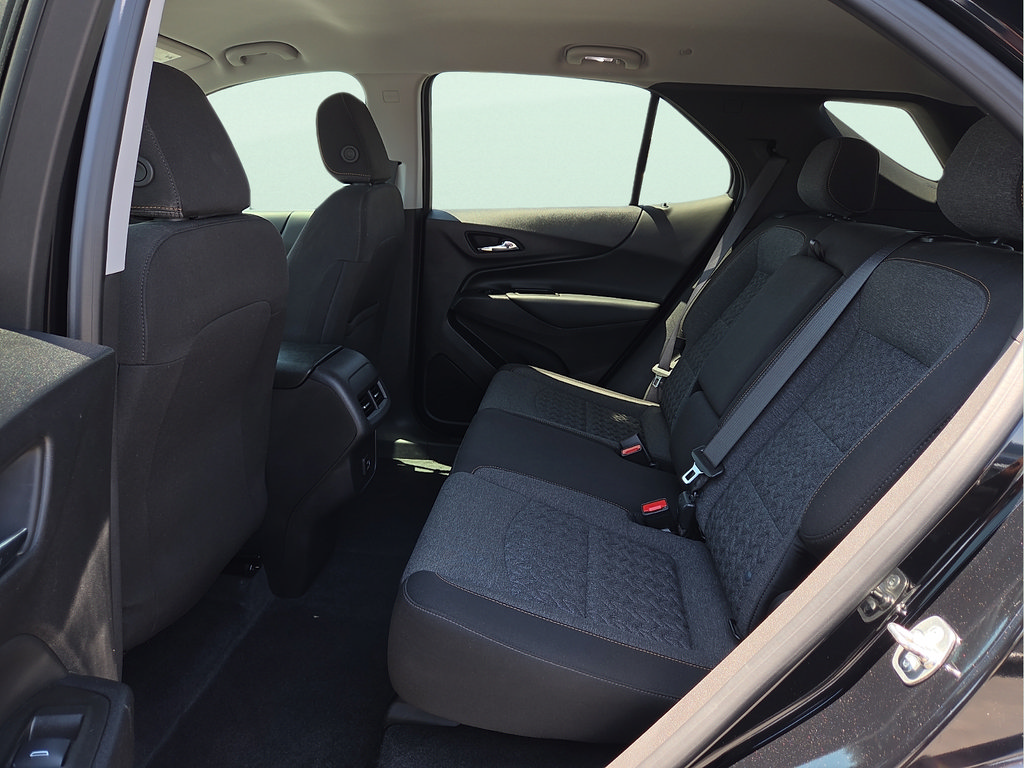 Used 2024 Chevrolet Equinox LT FWD image 11