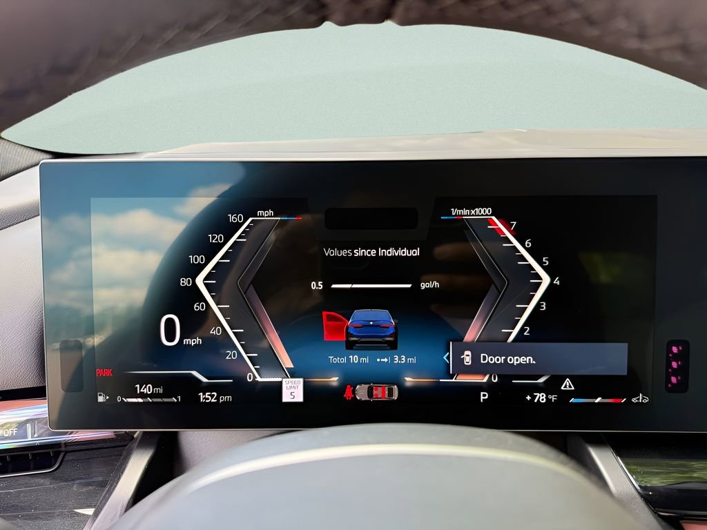 New 2026 BMW 540i xDrive w/ M Sport Package image 17