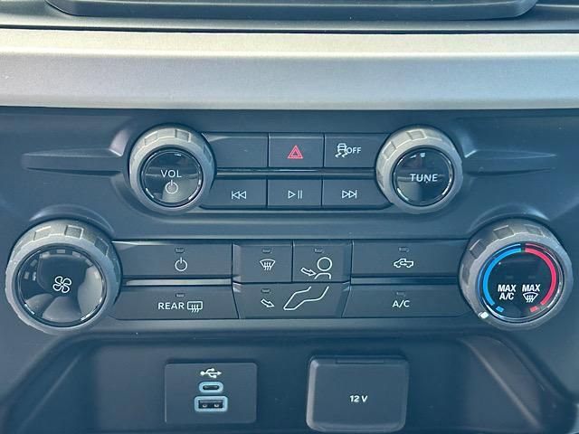 New 2026 Ford F250 XL w/ XL Chrome Package image 30