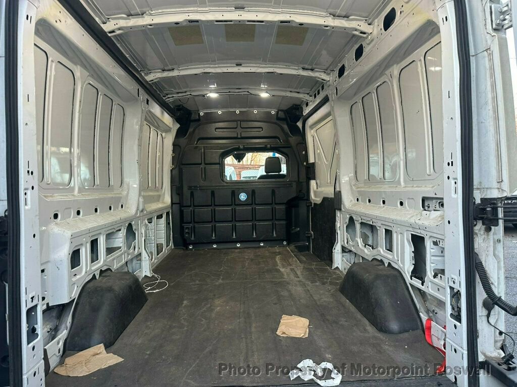 Used 2021 Ford Transit 250 Medium Roof image 5