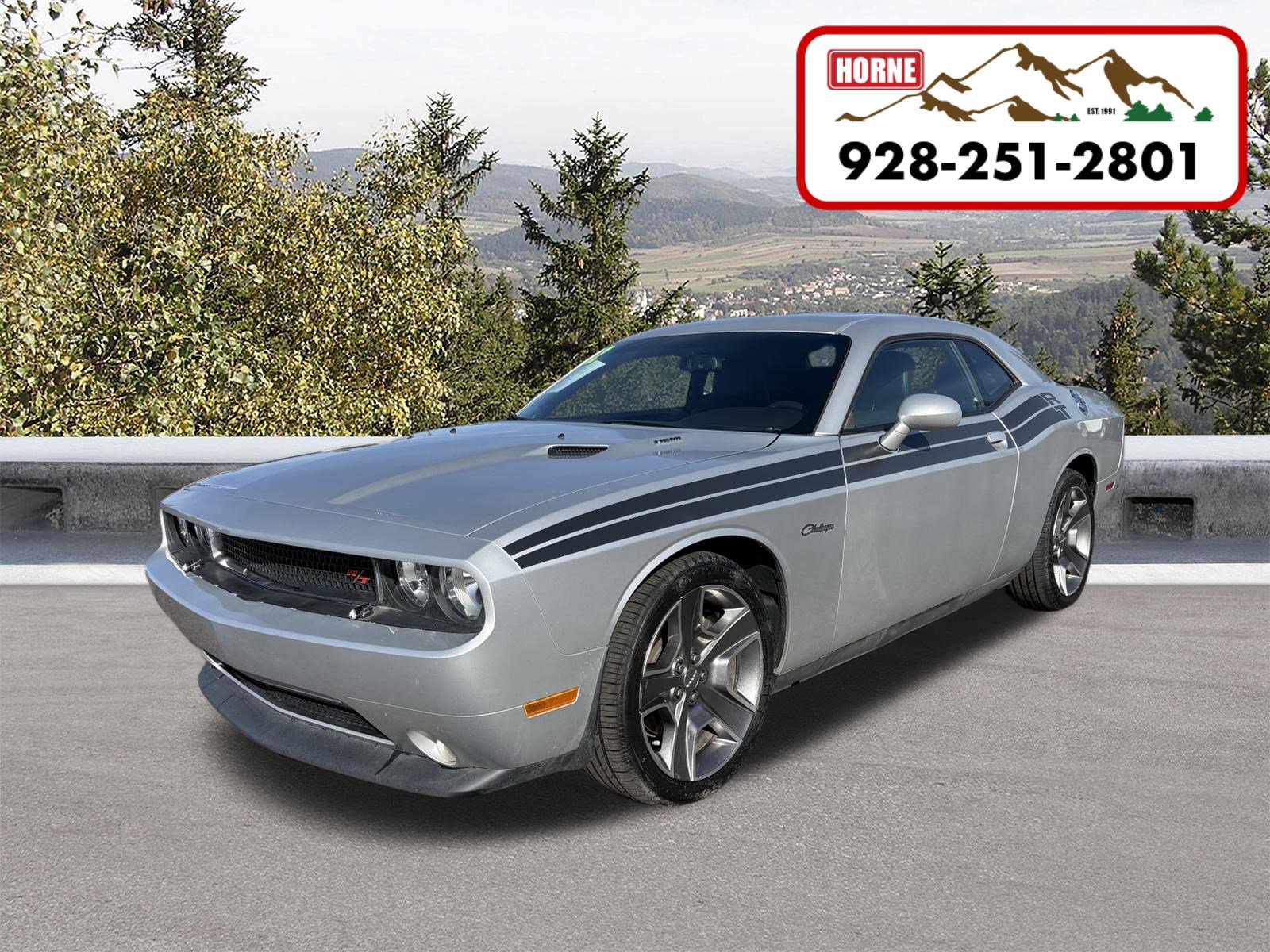 Used 2012 Dodge Challenger R/T RWD image 1