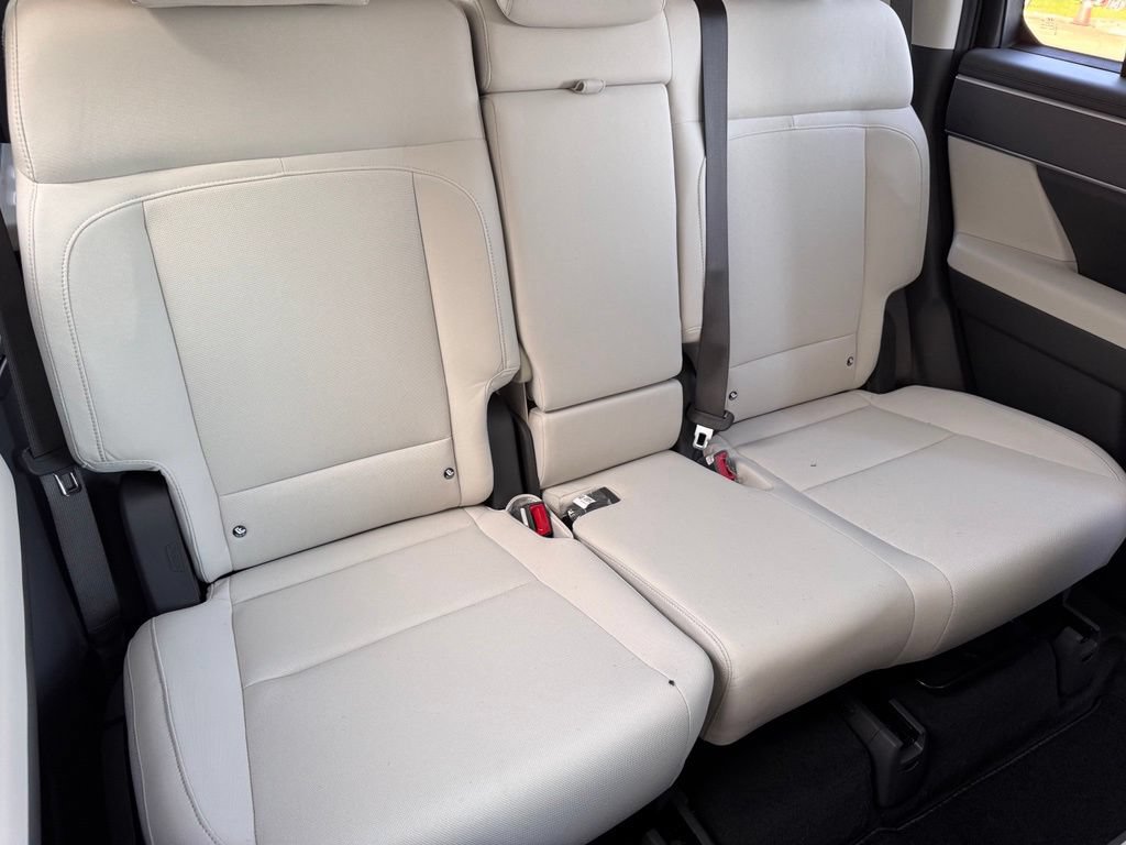 New 2026 Hyundai Santa Fe SE FWD image 15