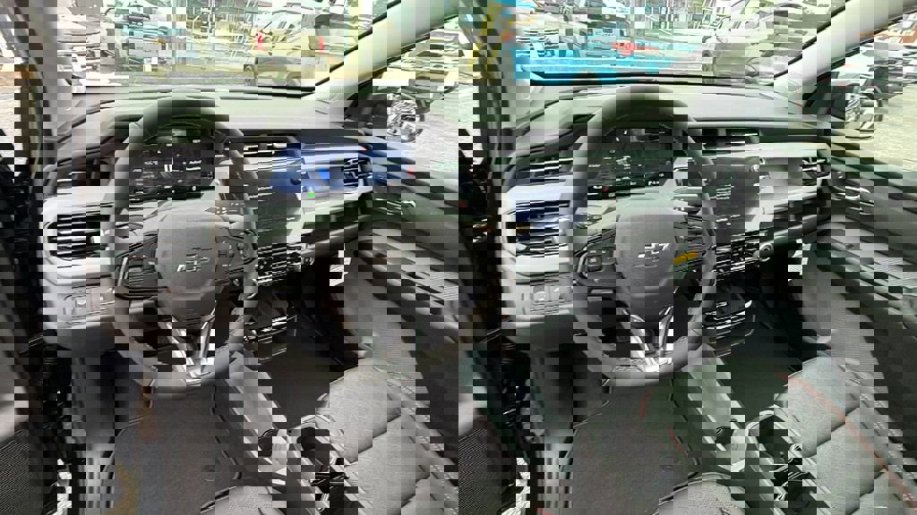 New 2027 Chevrolet Bolt RS w/ Technology Package image 18