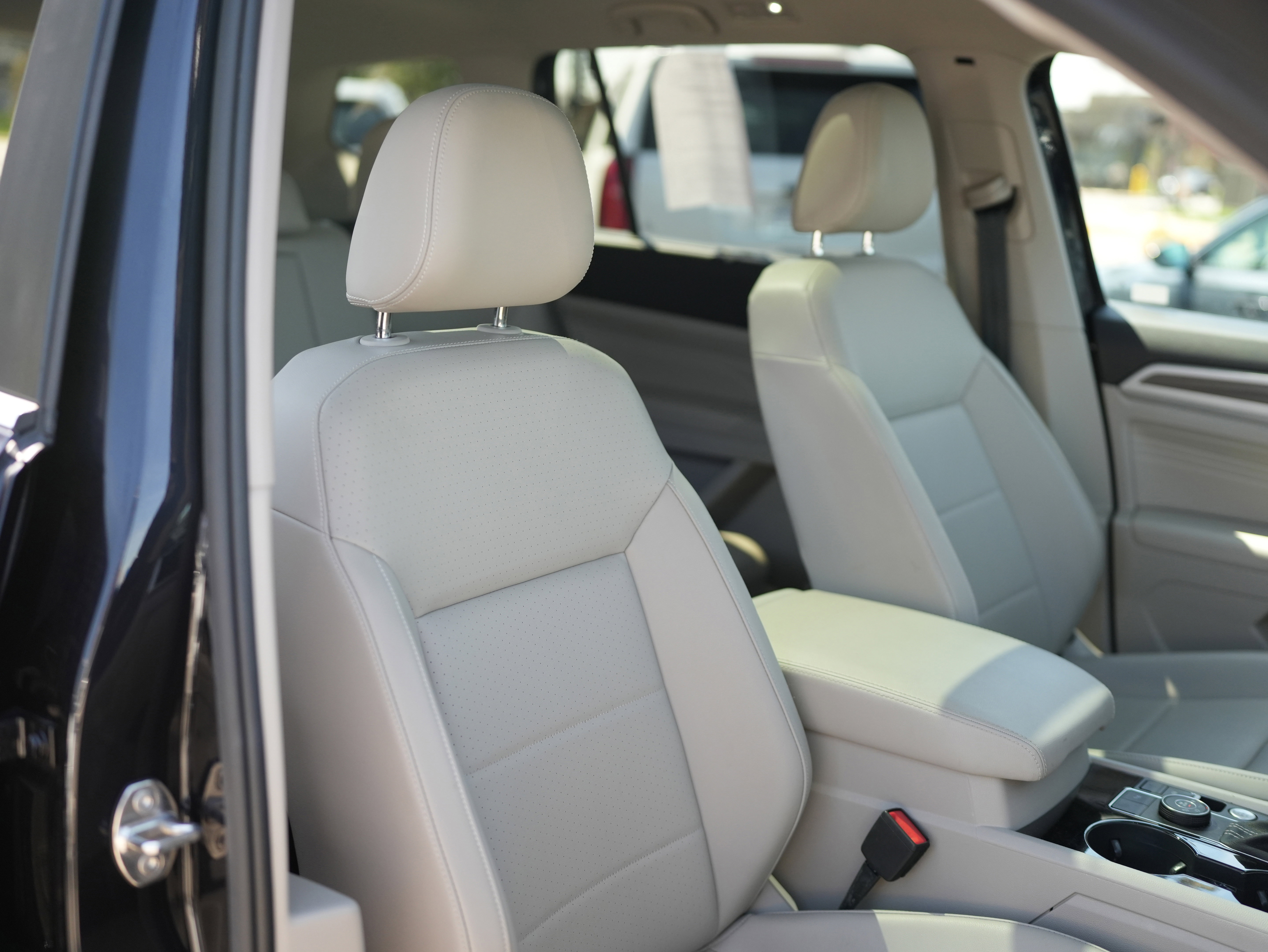 Used 2023 Volkswagen Atlas SEL image 22