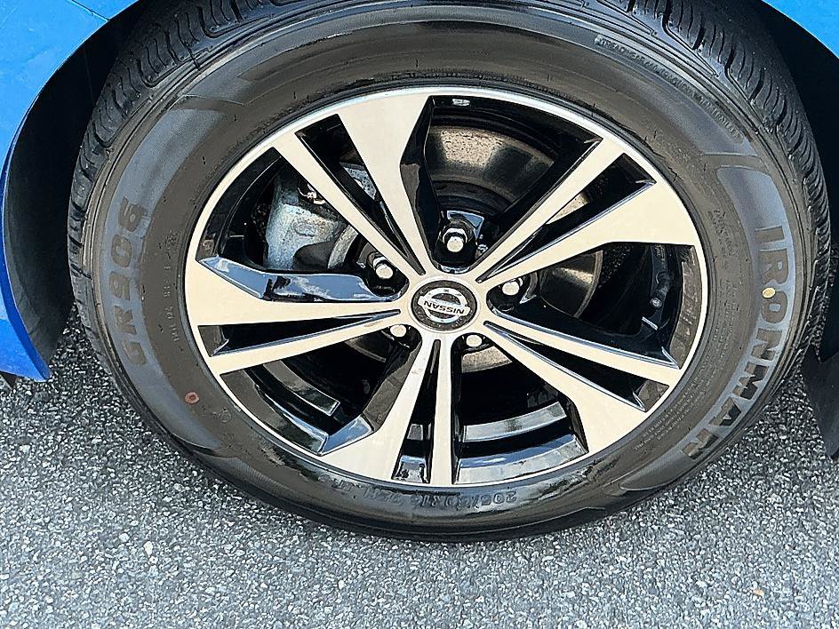 Certified 2023 Nissan Sentra SV FWD image 8
