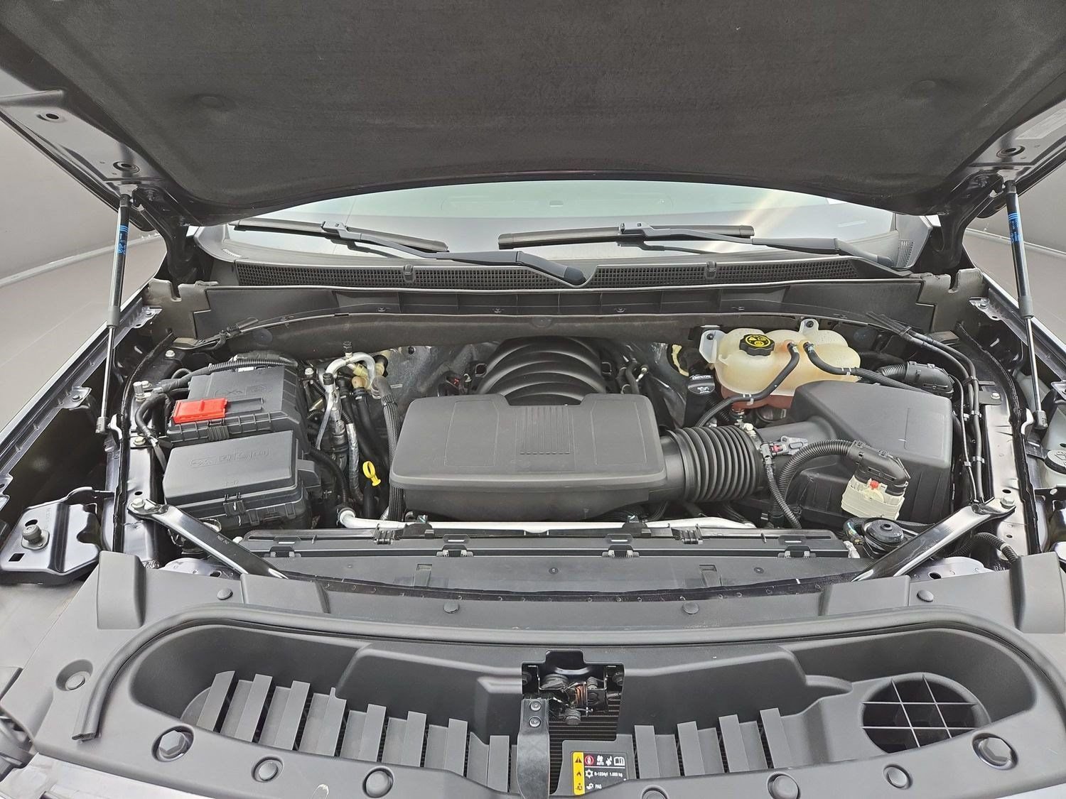 Used 2022 GMC Yukon SLT RWD image 32