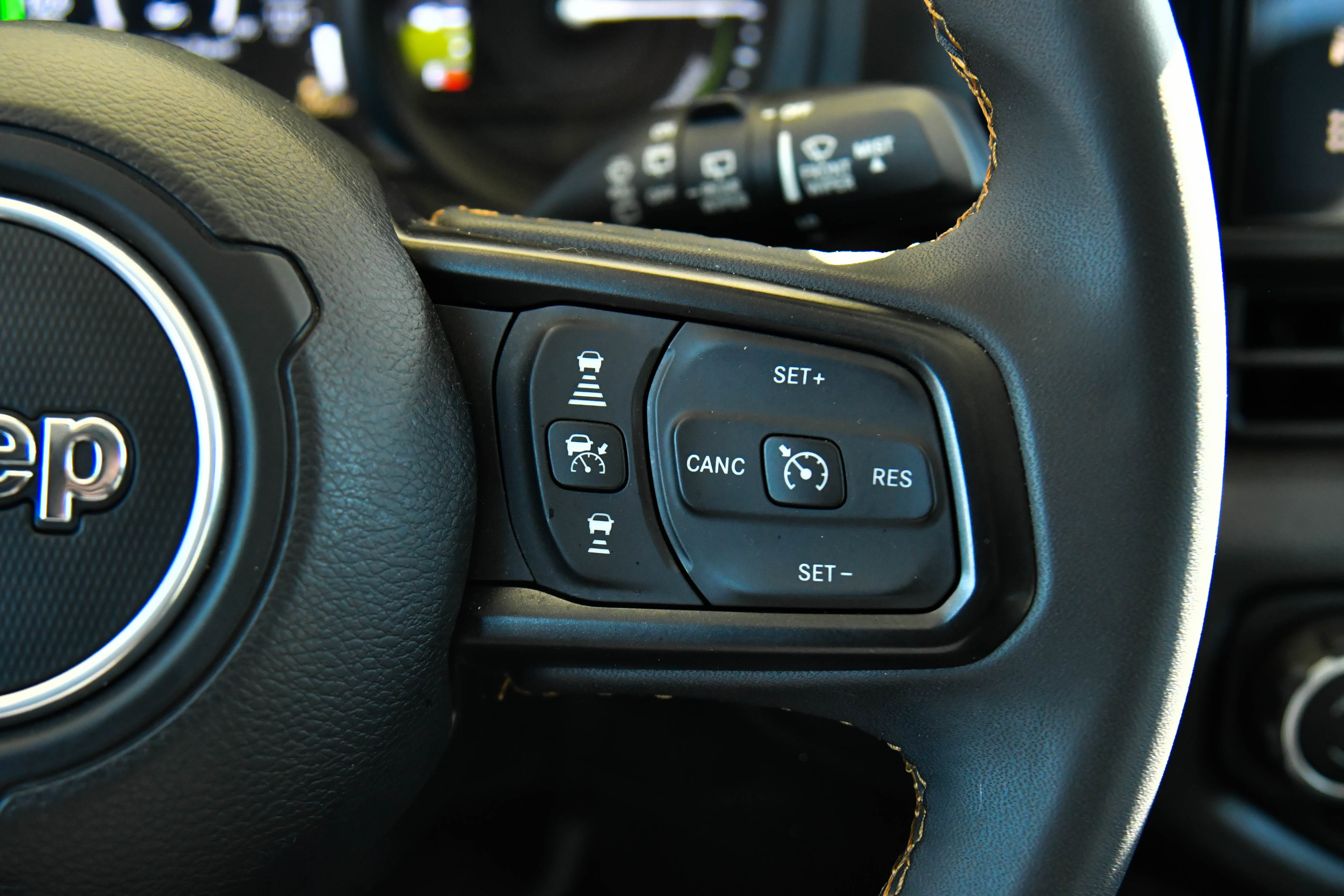 Used 2024 Jeep Wrangler Willys image 33