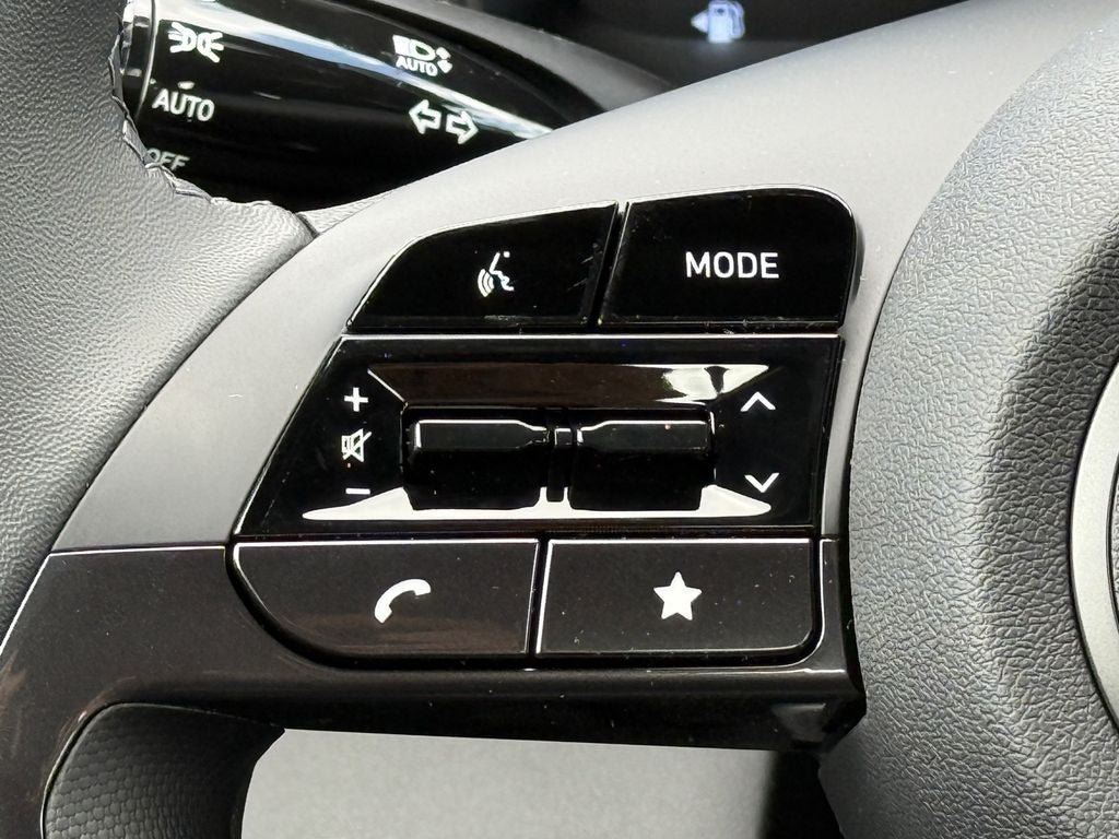 New 2026 Hyundai Elantra SEL Sport FWD image 19