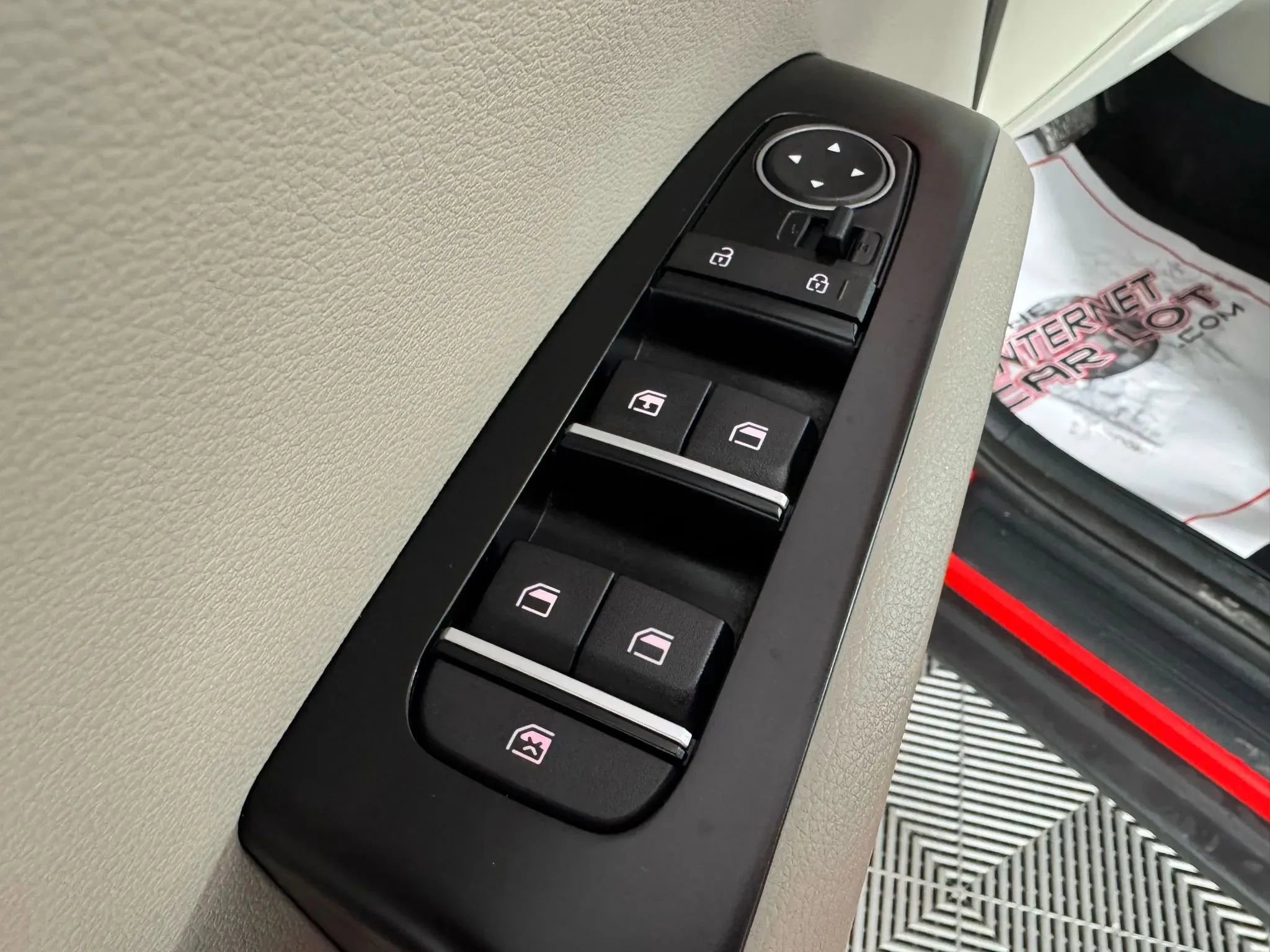 Used 2020 Kia Soul S FWD image 37