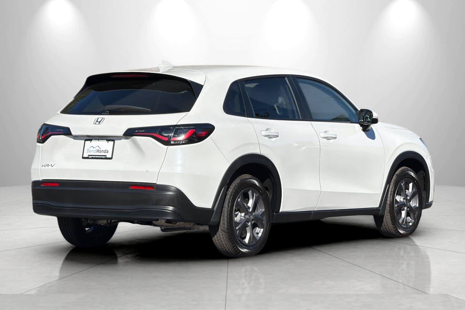 New 2027 Honda HR-V LX image 2