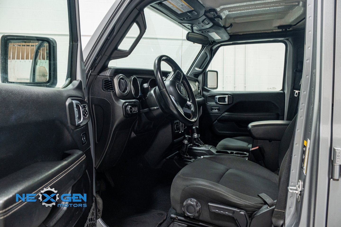 Used 2021 Jeep Wrangler Unlimited Sahara image 10