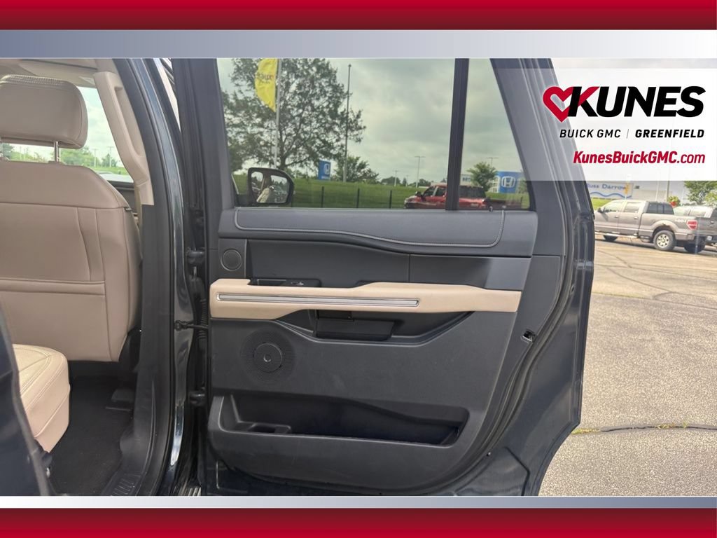 Used 2024 Ford Expedition Max Limited AWD/4WD image 37