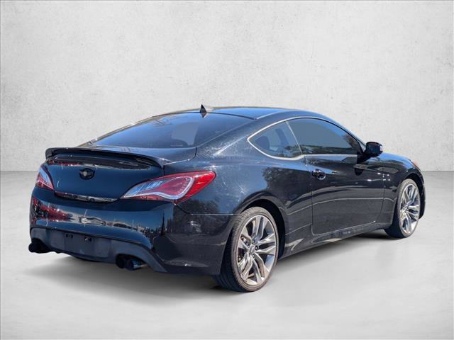 Used 2015 Hyundai Genesis 3.8 image 5