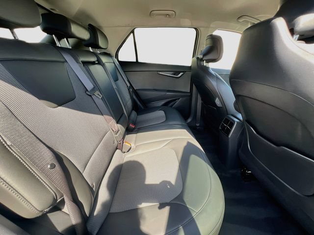 Certified 2024 Kia Niro Wind FWD image 28