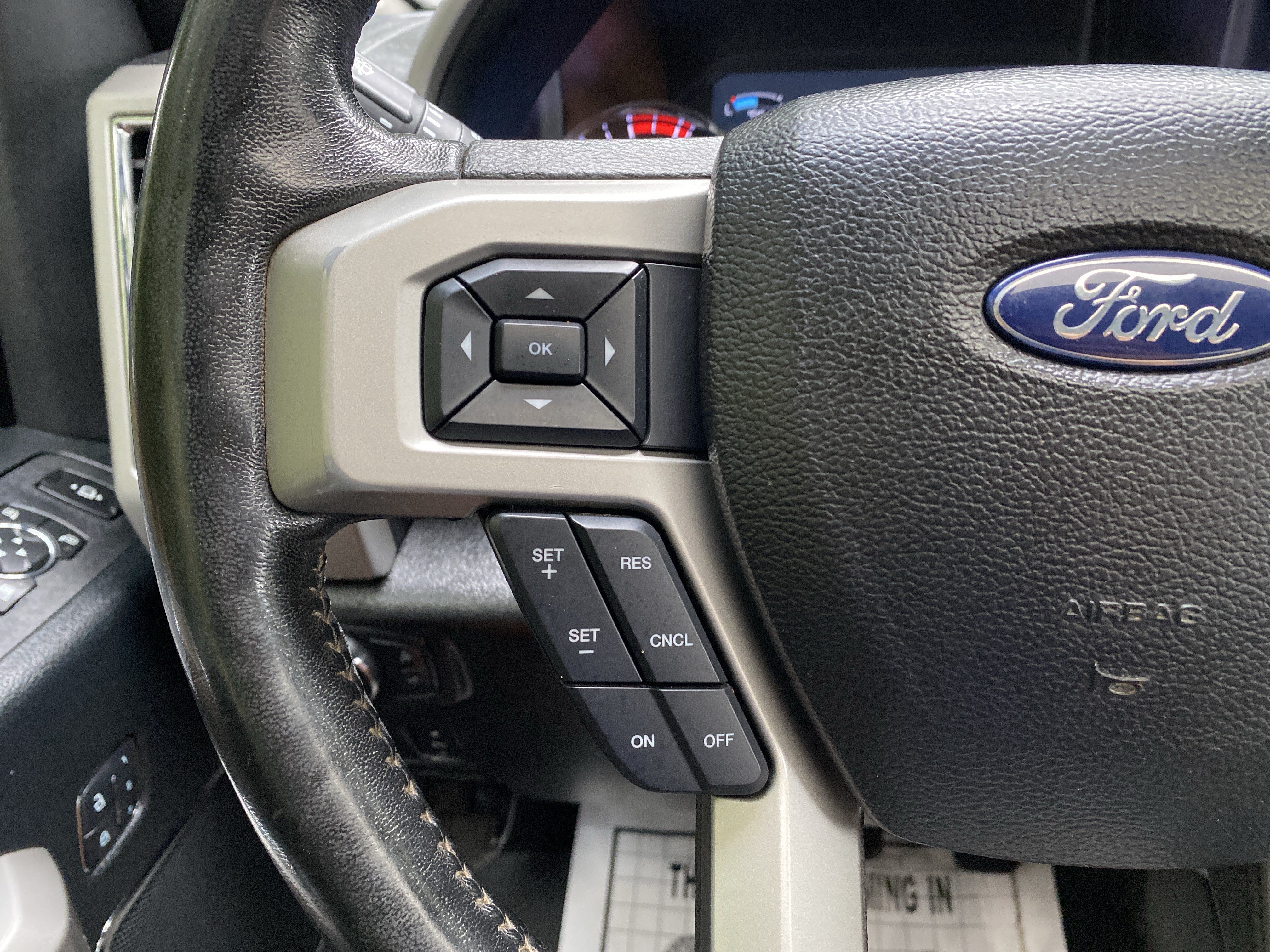 Used 2018 Ford F250 Lariat w/ Lariat Ultimate Package AWD/4WD image 19