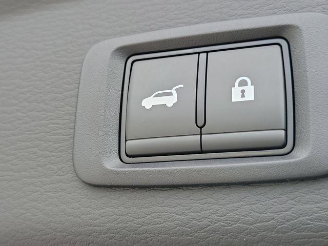 New 2026 Mitsubishi Outlander SE FWD image 12