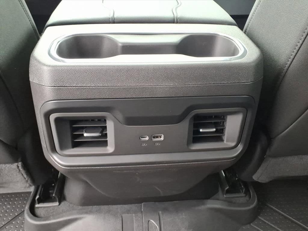 New 2026 Chevrolet Silverado 1500 RST w/ Safety Package RWD image 19