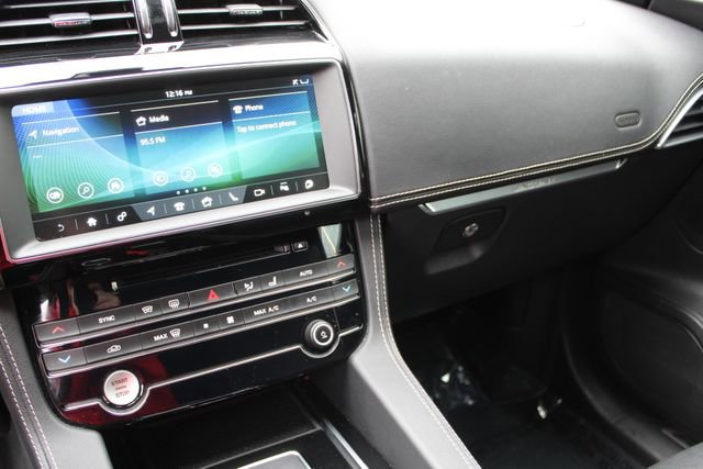 Used 2020 Jaguar F-PACE S image 14