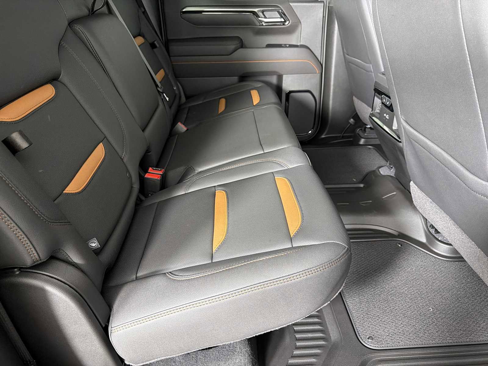 New 2026 GMC Sierra 1500 AT4 w/ AT4 Premium Package AWD/4WD image 26