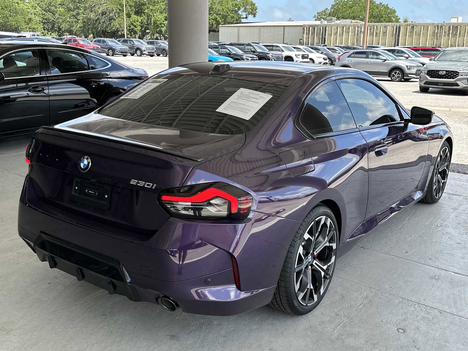 Used 2025 BMW 230i Coupe w/ M Sport Package RWD image 8