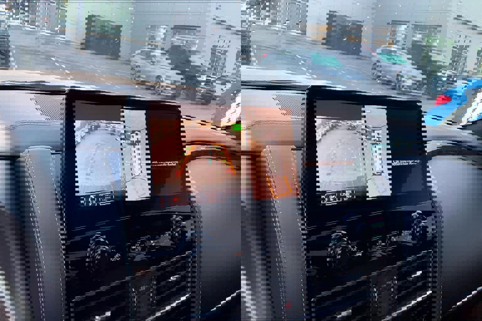 Used 2022 Nissan Armada Platinum w/ Captain's Chairs Package image 28