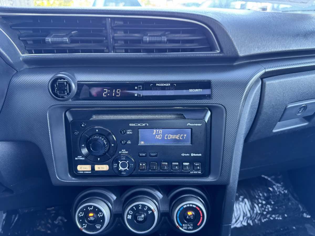 Used 2012 Scion tC FWD image 42