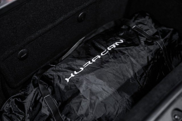 Used 2015 Lamborghini Huracan LP 610-4 image 32