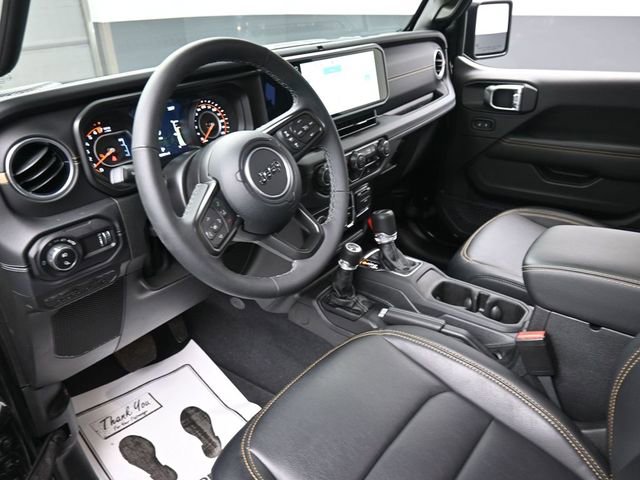 Used 2025 Jeep Gladiator Sport image 18