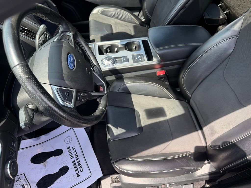 Used 2022 Ford Edge ST w/ Equipment Group 401A image 17