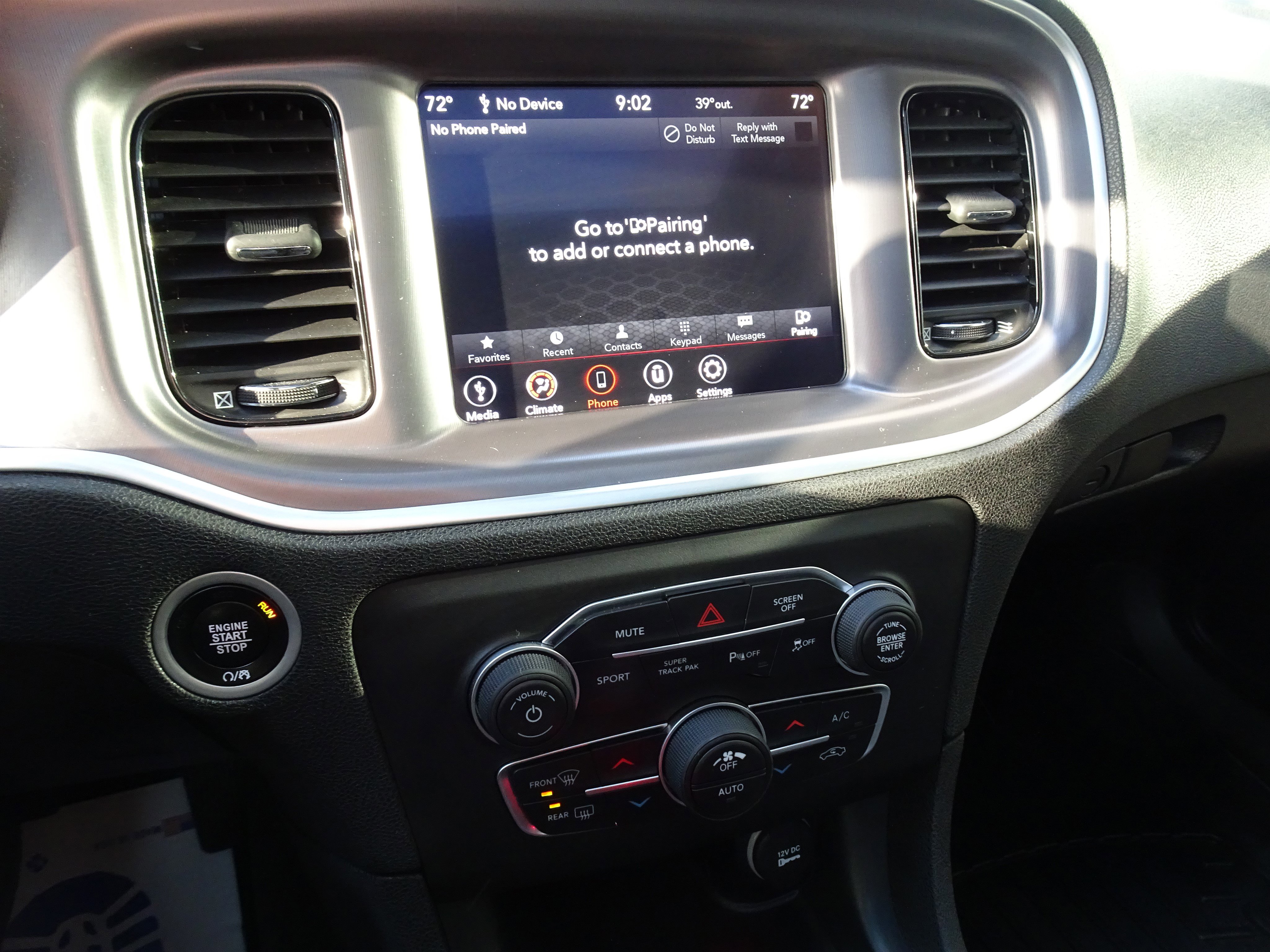 Used 2021 Dodge Charger SXT w/ Blacktop Package image 17