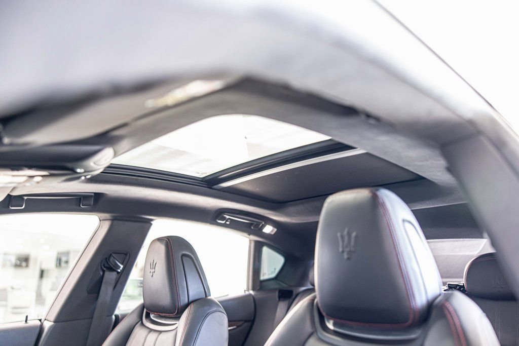 Used 2019 Maserati Levante S GranSport image 20