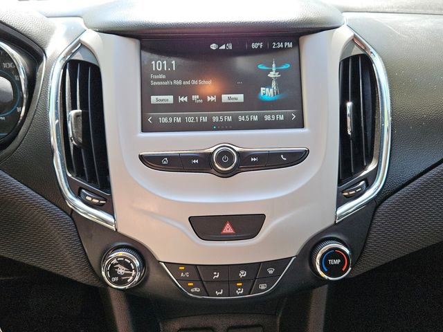 Used 2017 Chevrolet Cruze LS FWD image 17