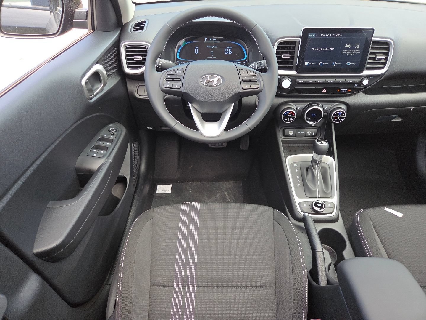 New 2026 Hyundai Venue SEL FWD image 27