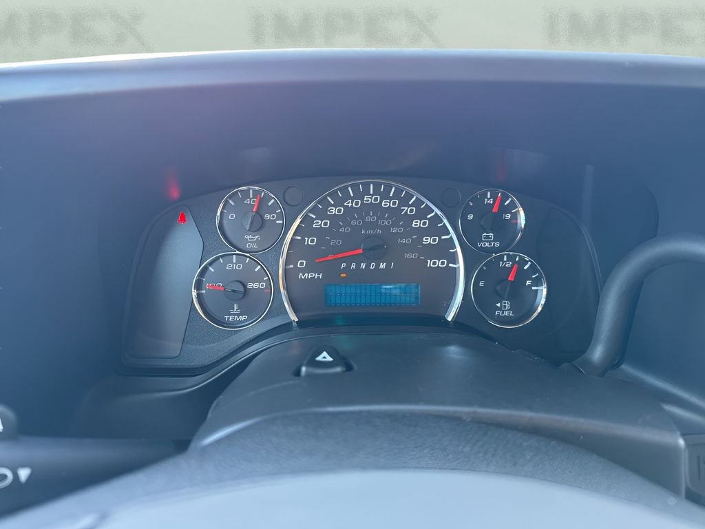 Used 2023 GMC Savana 2500 w/ Driver Convenience Package image 16