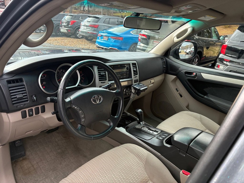 Used 2007 Toyota 4Runner SR5 image 17