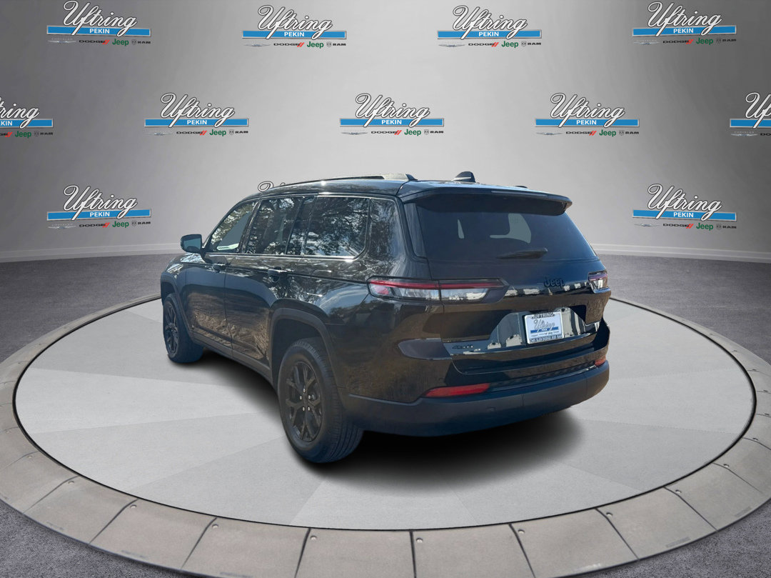 Used 2024 Jeep Grand Cherokee L Altitude image 5