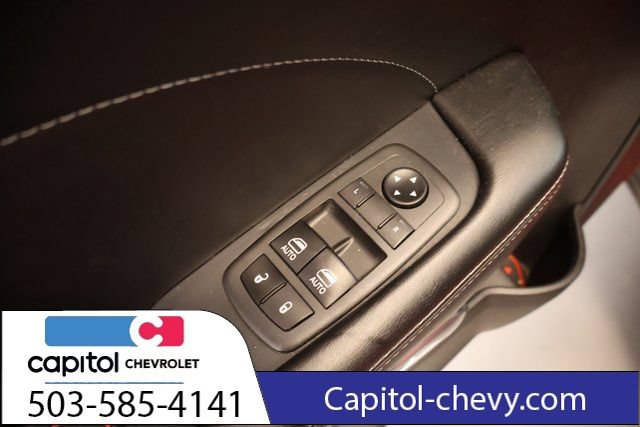 Used 2021 Dodge Challenger R/T Scat Pack RWD image 12