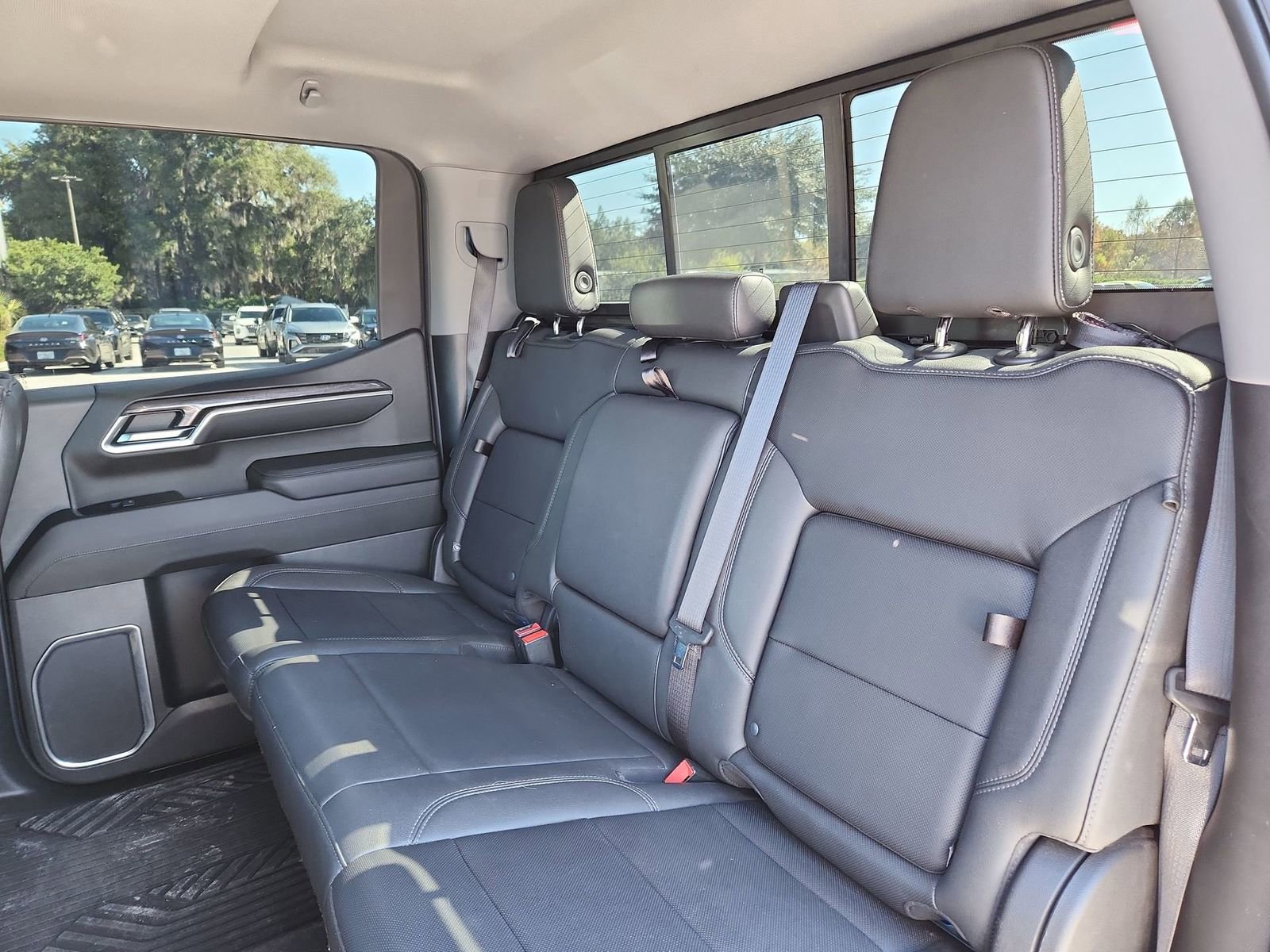 Used 2022 Chevrolet Silverado 1500 LTZ image 16