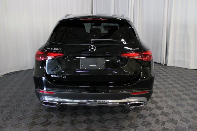 New 2026 Mercedes-Benz GLC 300 4MATIC image 5